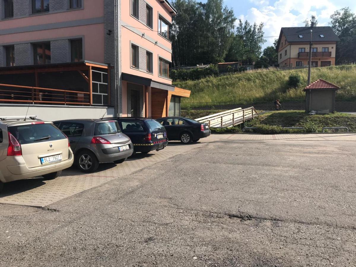 Inter Hostel Liberec Eksteriør billede