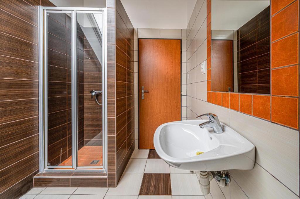 Inter Hostel Liberec Eksteriør billede